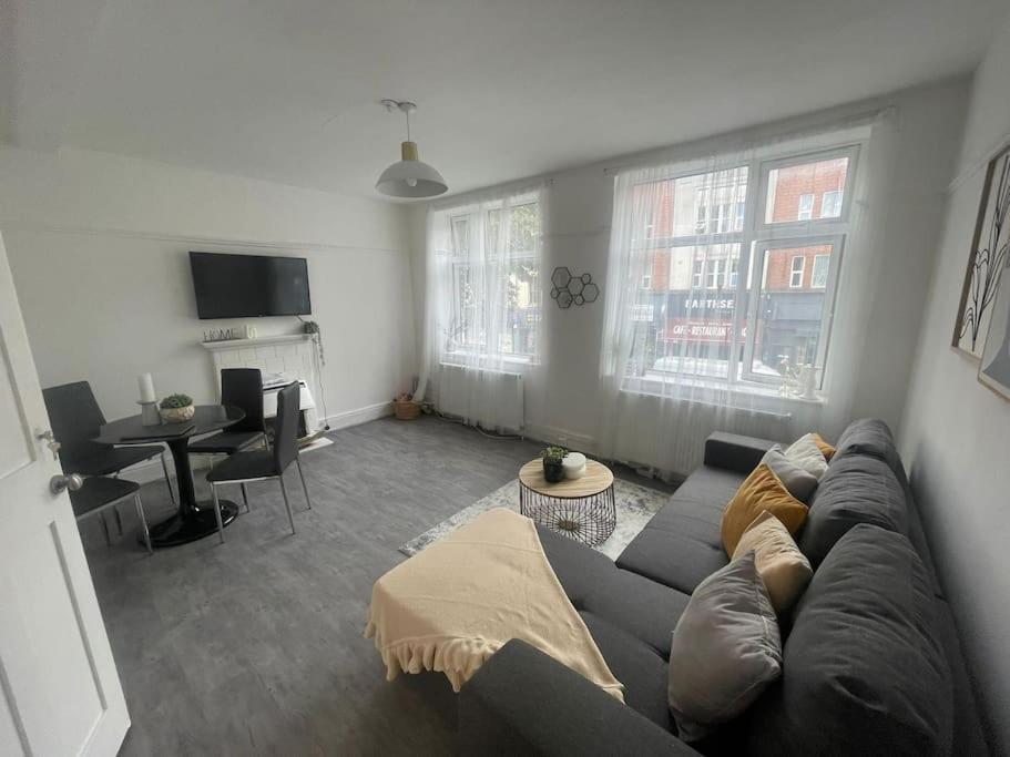Lovely 2 Bed On Tower Bridge Λονδίνο Εξωτερικό φωτογραφία