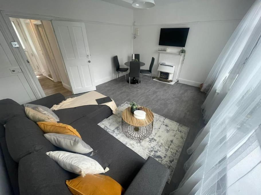 Lovely 2 Bed On Tower Bridge Λονδίνο Εξωτερικό φωτογραφία